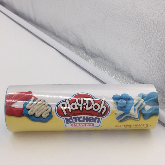 7 Play-Doh Kitchen Creations Case of Cookie Canisters in Retail Display Box - Picture 9 of 12